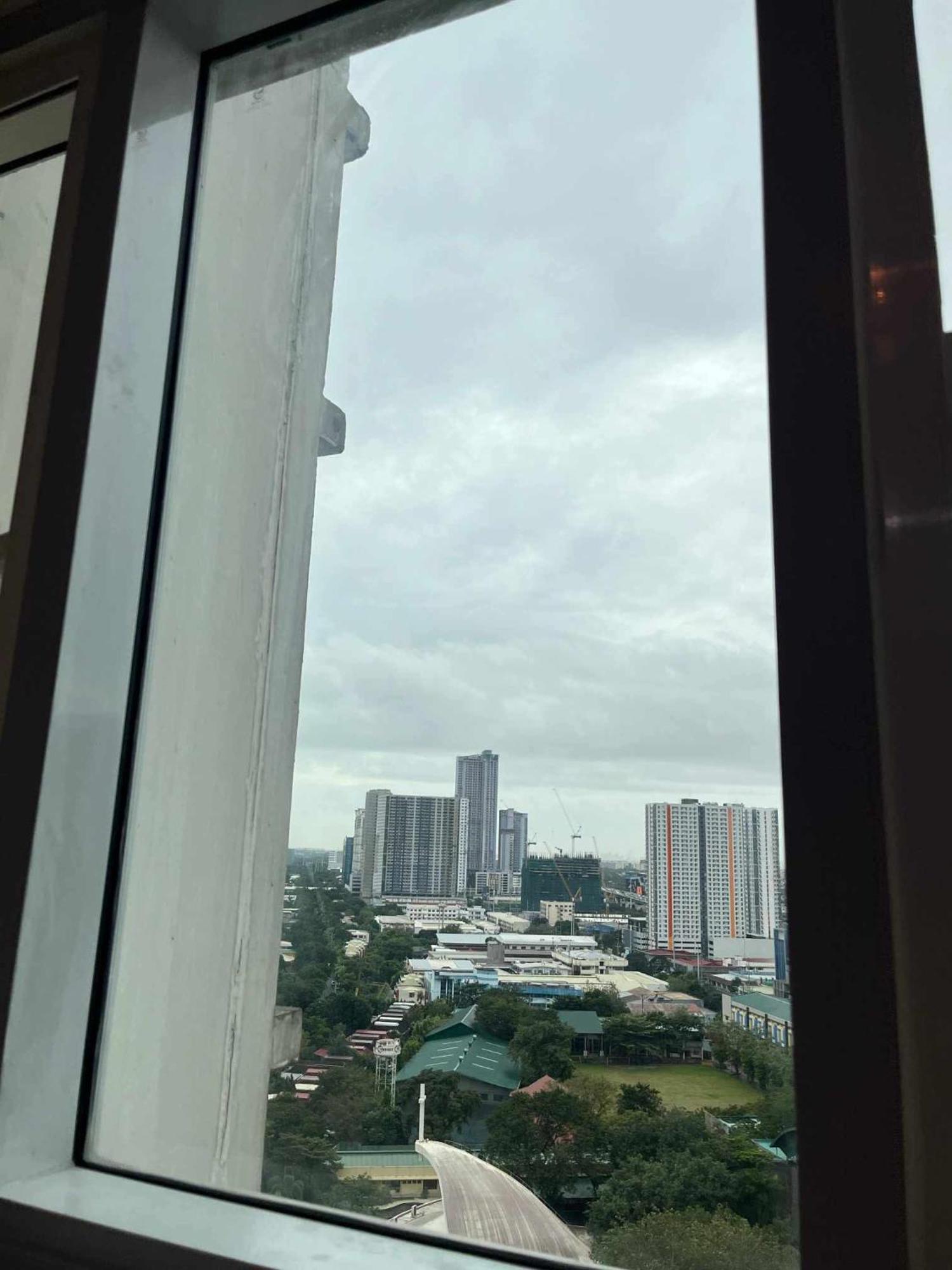 Beacon Makati Condo Free Pool Access Free Wifi 100Mbps & Free Netflix Manila Exterior foto