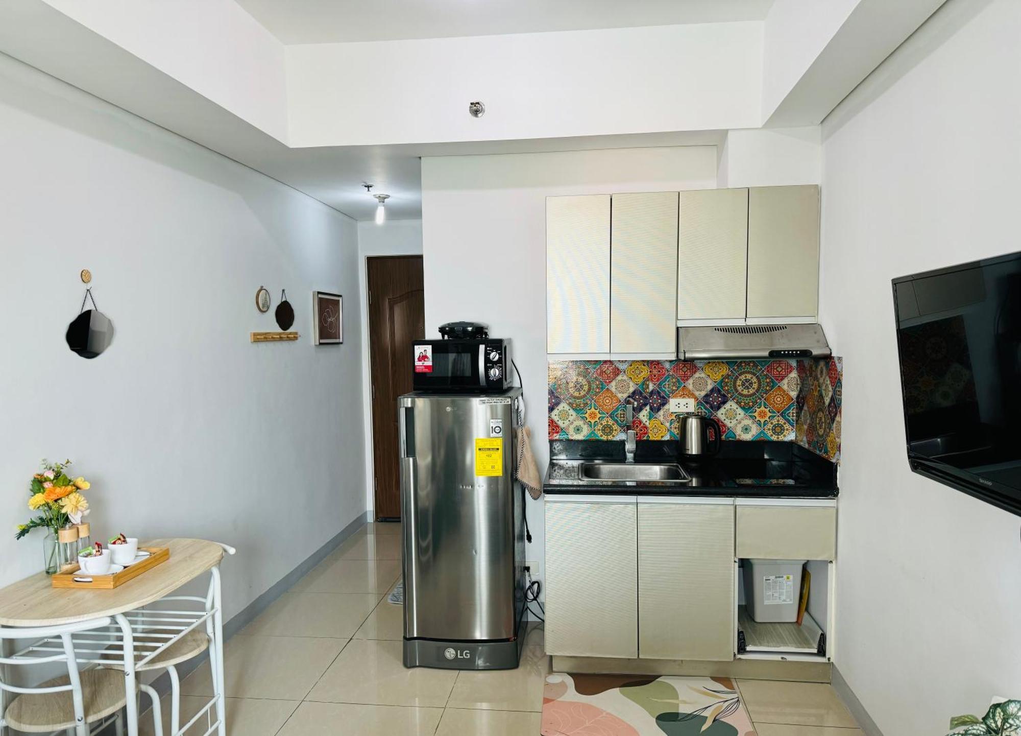 Beacon Makati Condo Free Pool Access Free Wifi 100Mbps & Free Netflix Manila Exterior foto
